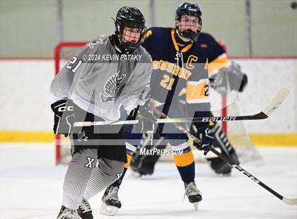 Thumbnail 2 in Simsbury @ Xavier photogallery.