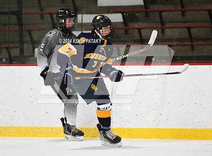 Thumbnail 2 in Simsbury @ Xavier photogallery.
