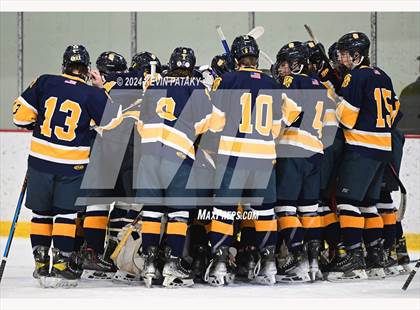 Thumbnail 2 in Simsbury @ Xavier photogallery.