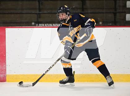 Thumbnail 2 in Simsbury @ Xavier photogallery.