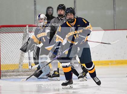 Thumbnail 2 in Simsbury @ Xavier photogallery.