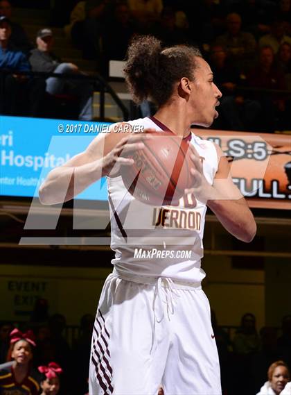 Thumbnail 2 in Scarsdale vs Mt. Vernon (Section 1 Class AA Final) photogallery.
