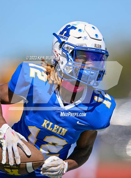 Thumbnail 3 in Waller @ Klein photogallery.