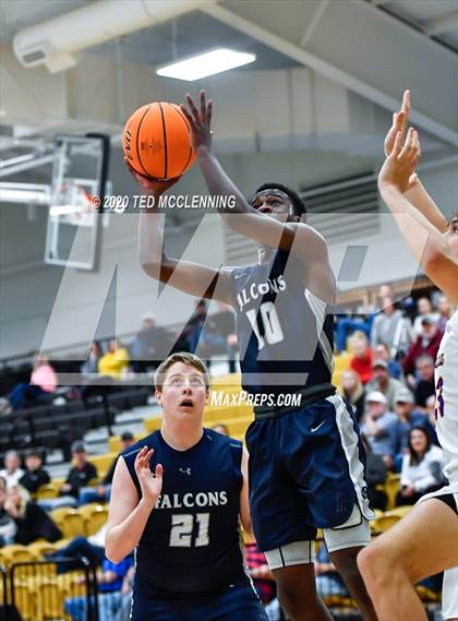 Thumbnail 1 in Lavaca vs. Maumelle Charter (AAA 2A State Playoff First Round) photogallery.