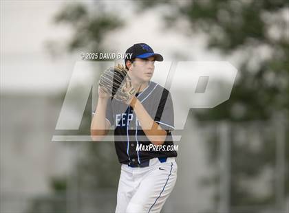 Thumbnail 2 in Deep Run @ Gainesville (VHSL Class 6 Quarterfinal) photogallery.