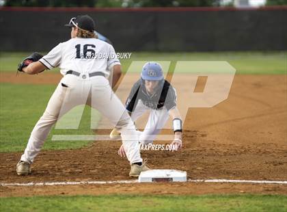 Thumbnail 3 in Deep Run @ Gainesville (VHSL Class 6 Quarterfinal) photogallery.