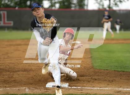 Thumbnail 1 in Deep Run @ Gainesville (VHSL Class 6 Quarterfinal) photogallery.