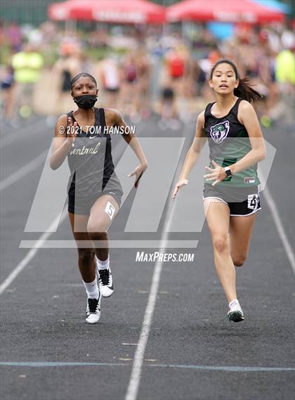 Thumbnail 2 in Randall Hess Invitational photogallery.