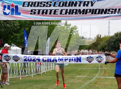 Thumbnail 3 in UIL Cross Country 6A Finals (5K) photogallery.