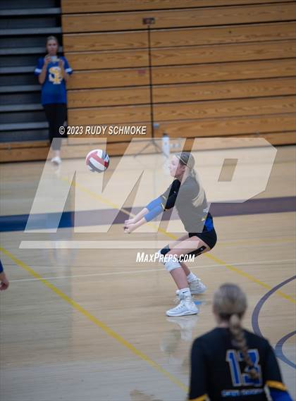Thumbnail 3 in Mission Hills @ San Pasqual photogallery.