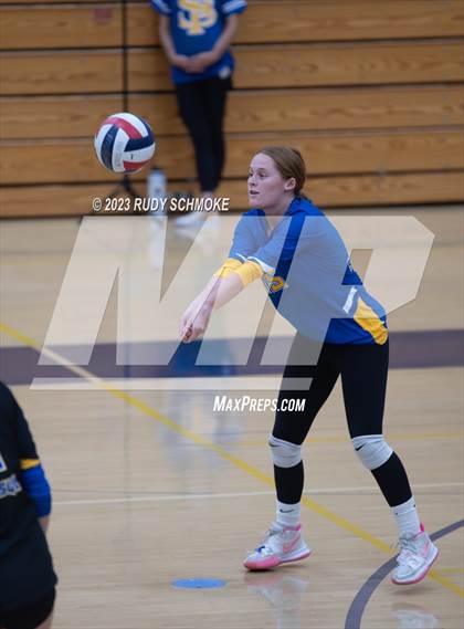 Thumbnail 1 in Mission Hills @ San Pasqual photogallery.