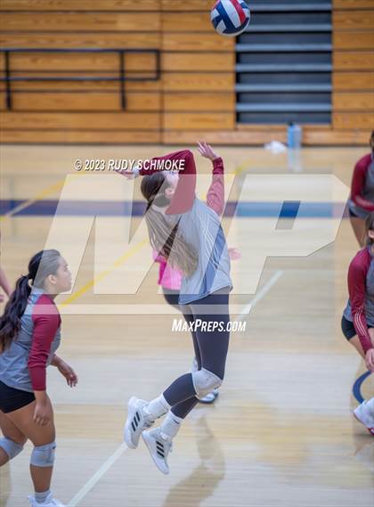 Thumbnail 2 in Mission Hills @ San Pasqual photogallery.