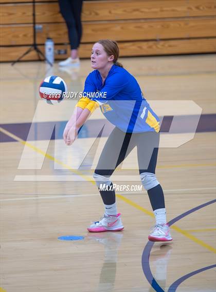 Thumbnail 3 in Mission Hills @ San Pasqual photogallery.