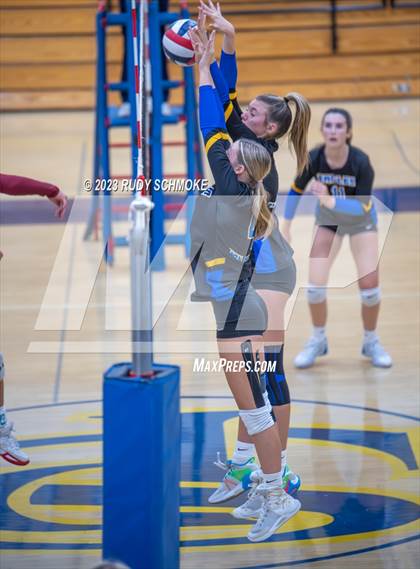 Thumbnail 1 in Mission Hills @ San Pasqual photogallery.