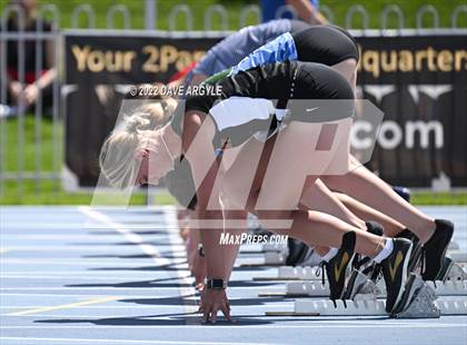 Thumbnail 3 in BYU Invitational photogallery.