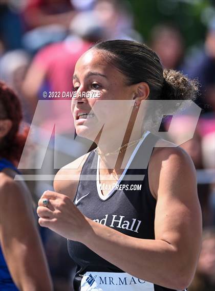 Thumbnail 3 in BYU Invitational photogallery.