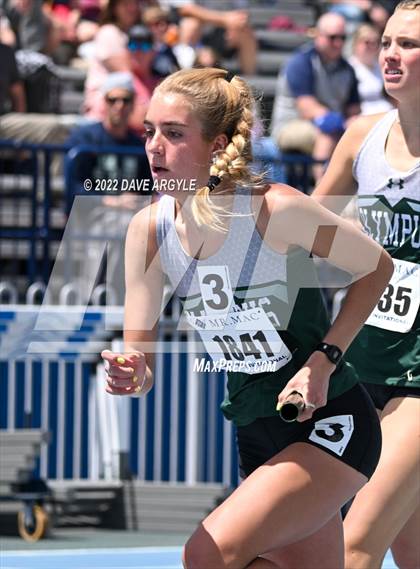 Thumbnail 3 in BYU Invitational photogallery.