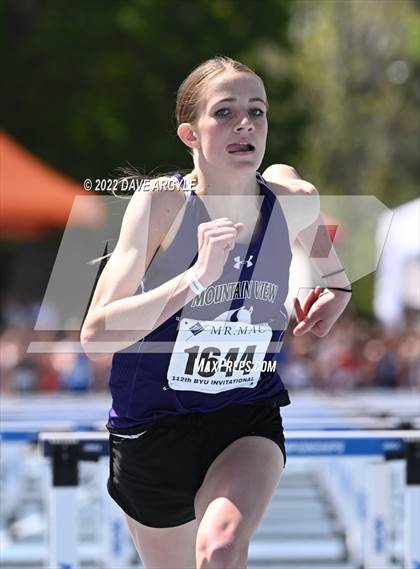 Thumbnail 2 in BYU Invitational photogallery.