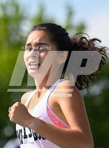 Thumbnail 1 in BYU Invitational photogallery.