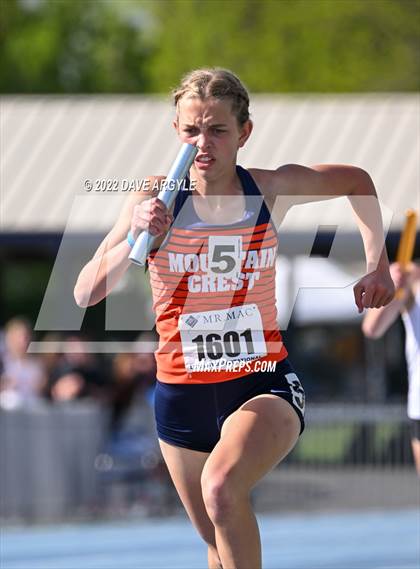 Thumbnail 2 in BYU Invitational photogallery.