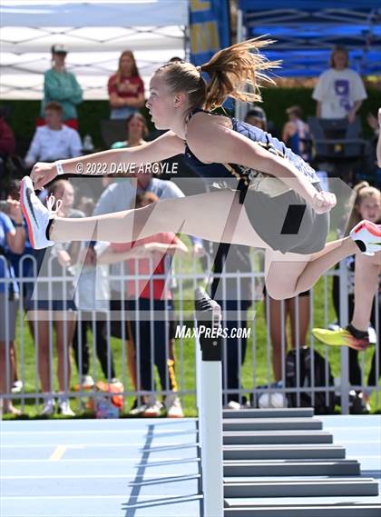 Thumbnail 3 in BYU Invitational photogallery.