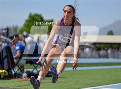 Thumbnail 1 in BYU Invitational photogallery.