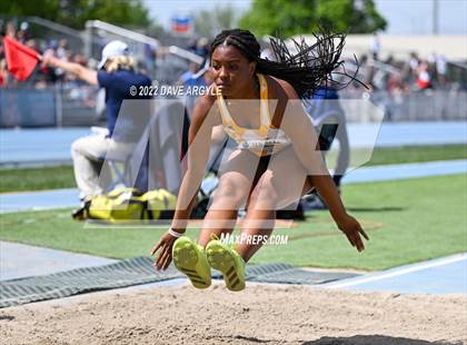Thumbnail 1 in BYU Invitational photogallery.