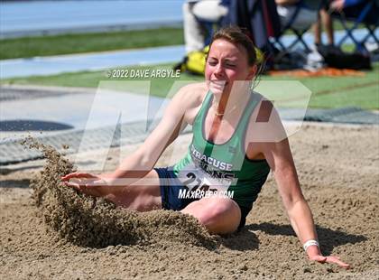 Thumbnail 2 in BYU Invitational photogallery.