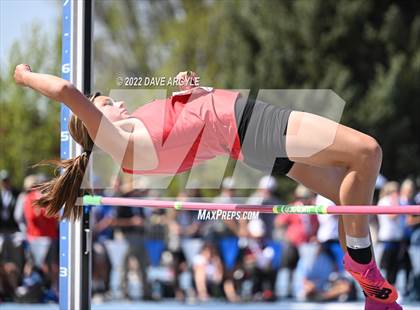 Thumbnail 2 in BYU Invitational photogallery.