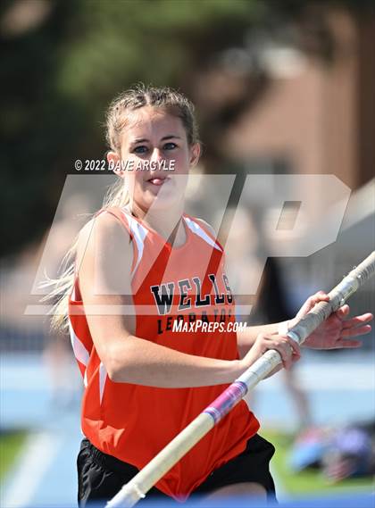 Thumbnail 3 in BYU Invitational photogallery.