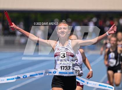 Thumbnail 3 in BYU Invitational photogallery.