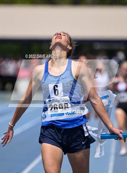 Thumbnail 3 in BYU Invitational photogallery.