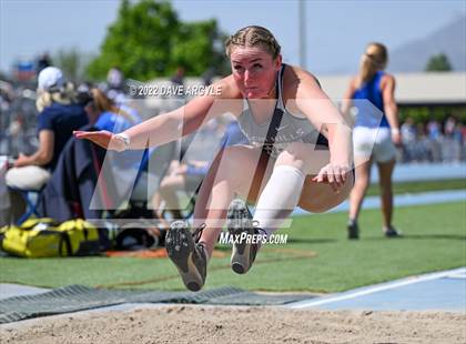 Thumbnail 1 in BYU Invitational photogallery.