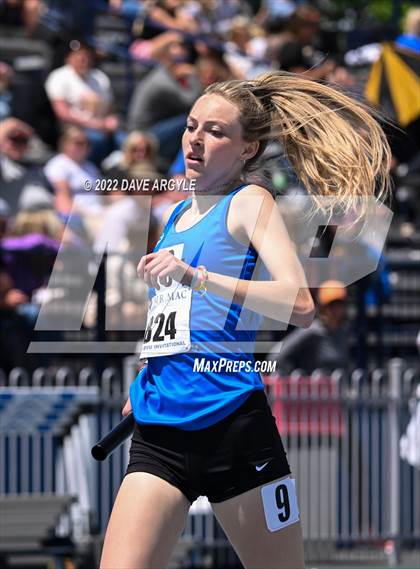 Thumbnail 3 in BYU Invitational photogallery.