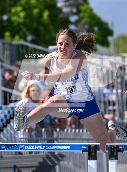 Thumbnail 1 in BYU Invitational photogallery.