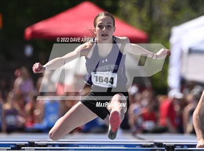 Thumbnail 3 in BYU Invitational photogallery.