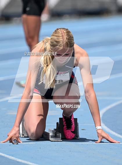 Thumbnail 1 in BYU Invitational photogallery.