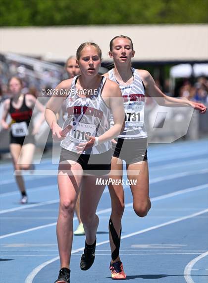 Thumbnail 2 in BYU Invitational photogallery.