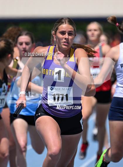 Thumbnail 3 in BYU Invitational photogallery.