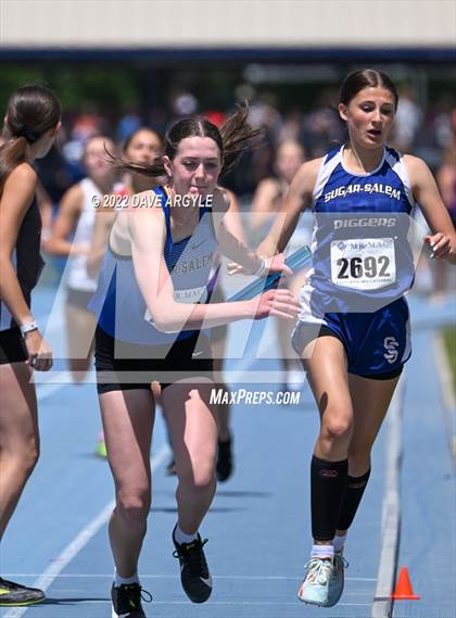 Thumbnail 3 in BYU Invitational photogallery.