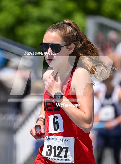 Thumbnail 2 in BYU Invitational photogallery.