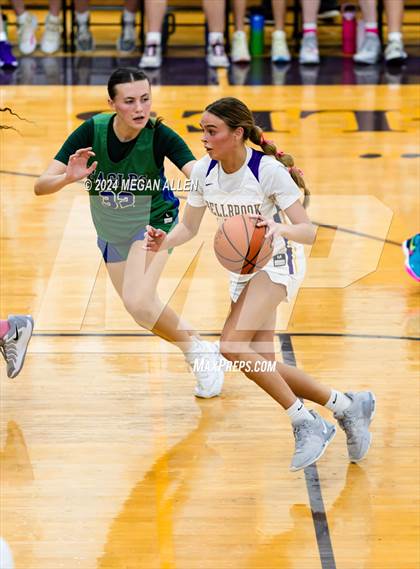 Thumbnail 2 in Chaminade Julienne @ Bellbrook (Scrimmage) photogallery.