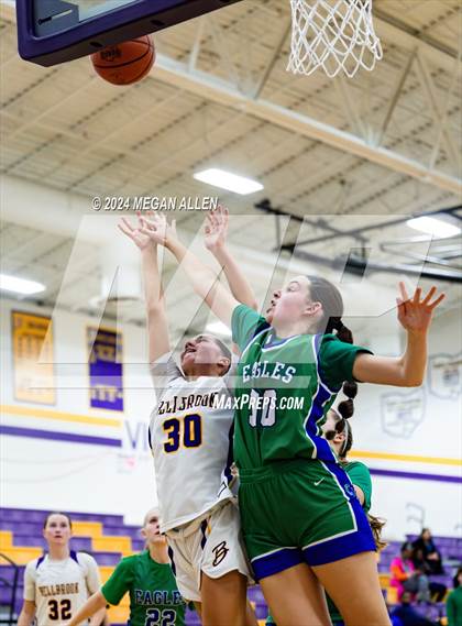Thumbnail 2 in Chaminade Julienne @ Bellbrook (Scrimmage) photogallery.
