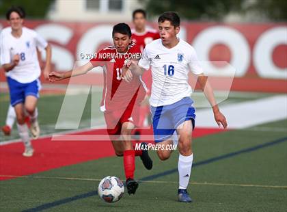 Thumbnail 3 in Lake Zurich @ Mundelein photogallery.