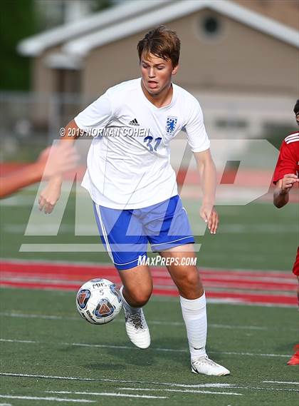Thumbnail 2 in Lake Zurich @ Mundelein photogallery.