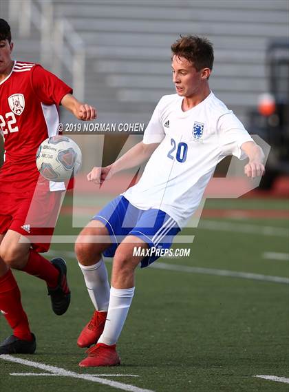 Thumbnail 2 in Lake Zurich @ Mundelein photogallery.