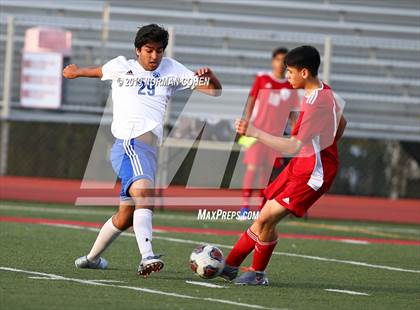Thumbnail 1 in Lake Zurich @ Mundelein photogallery.