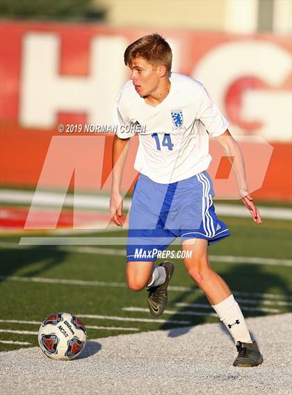 Thumbnail 1 in Lake Zurich @ Mundelein photogallery.