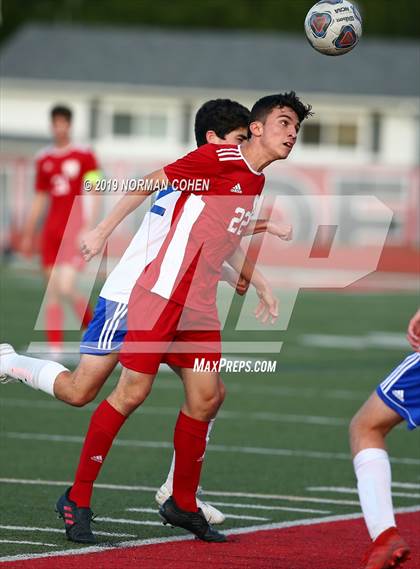 Thumbnail 3 in Lake Zurich @ Mundelein photogallery.