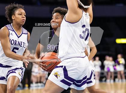 Thumbnail 2 in Park Hill South vs. North Kansas City (MSHSAA Class 5 Sectional) photogallery.